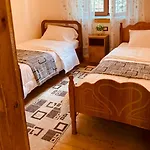 Pensjonat Paja - *