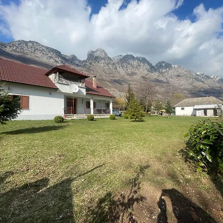 Guest house Paja -
